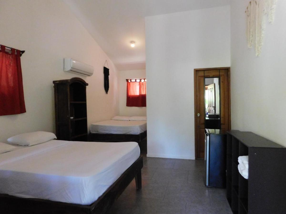 Cabinas Playa Surf Hostel Playa Santa Teresa  Екстериор снимка