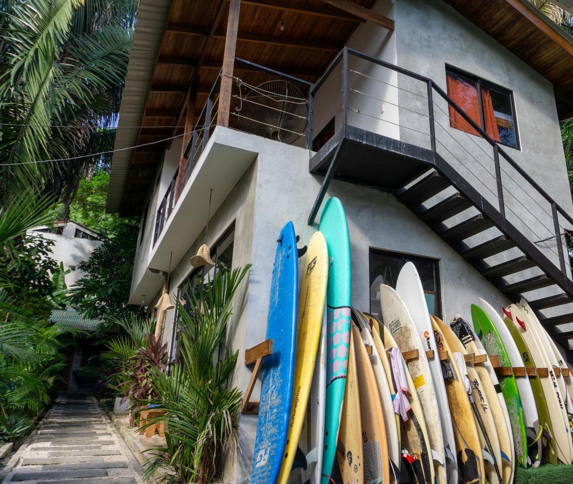 Cabinas Playa Surf Hostel Playa Santa Teresa  Екстериор снимка